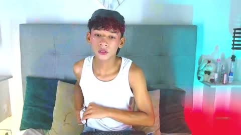 B-I-L-L-I-E 3 online show from October 3, 5:04 am