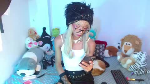 B-I-L-L-I-E 3 online show from March 31, 4:57 am