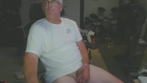 billp750876 online show from July 5, 12:17 am