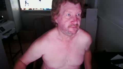 Snapshot of billscock chatting on December 31, 10:58 am billscock online show from December 31, 10:58 am