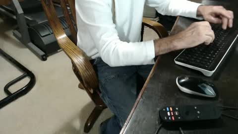 Snapshot of billy471 chatting on December 5, 11:51 pm billy471 online show from December 5, 11:51 pm