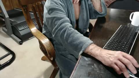 Snapshot of billy471 chatting on December 29, 10:34 am billy471 online show from December 29, 10:34 am