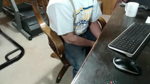 Snapshot of billy471 chatting on February 20, 4:25 pm billy471 online show from February 20, 4:25 pm