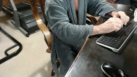 Snapshot of billy471 chatting on February 27, 11:31 am billy471 online show from February 27, 11:31 am