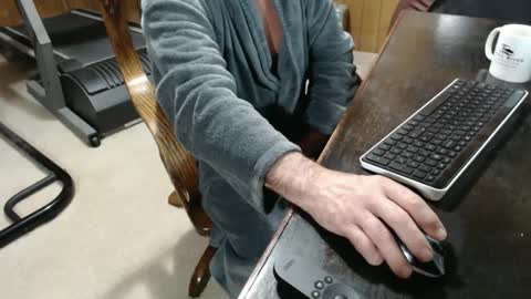 Snapshot of billy471 chatting on March 2, 1:38 pm billy471 online show from March 2, 1:38 pm