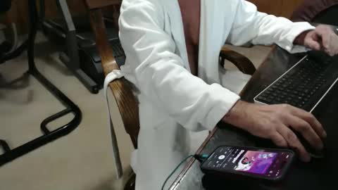 Snapshot of billy471 chatting on November 14, 5:33 pm billy471 online show from November 14, 5:33 pm