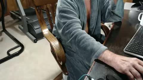 Snapshot of billy471 chatting on December 14, 11:04 am billy471 online show from December 14, 11:04 am