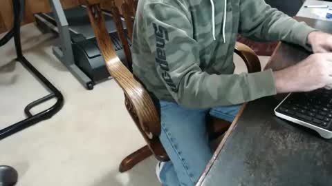 billy471 online show from March 6, 9:22 pm