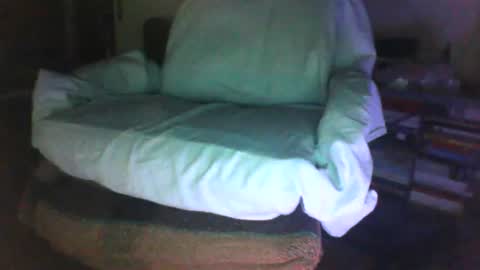 Snapshot of binder2122 chatting on July 13, 4:04 am binder2122 online show from July 13, 4:04 am