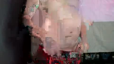 Snapshot of biodied chatting on December 3, 12:57 am BioDied online show from December 3, 12:57 am