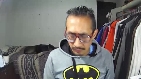 Manu O online show from January 15, 1:59 pm