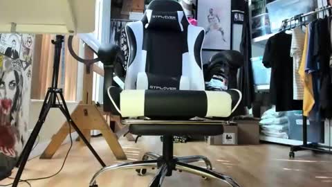 bisexualjay online show from March 23, 2:10 pm