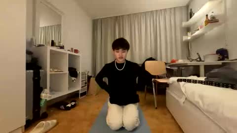 Lou online show from January 7, 8:55 pm