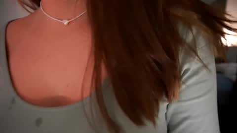 Snapshot of bitter_moon chatting on November 21, 9:57 pm Ann Braslowsky online show from November 21, 9:57 pm