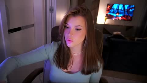 Snapshot of bitter_moon chatting on November 30, 12:36 am Ann Braslowsky online show from November 30, 12:36 am