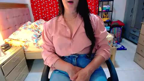 bittermomxxx online show from April 11, 6:40 am