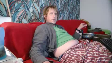 bizoukey15 online show from May 14, 2:07 am