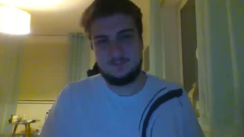 Snapshot of bjguyhugecock chatting on February 14, 10:39 pm bjguyhugecock online show from February 14, 10:39 pm