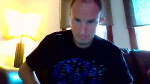 Snapshot of bjking712 chatting on July 19, 11:03 am bjking712 online show from July 19, 11:03 am