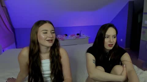 Julia online show from February 13, 2:42 pm