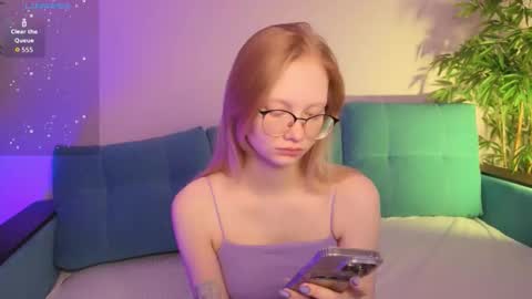 Julia online show from November 8, 2:45 am