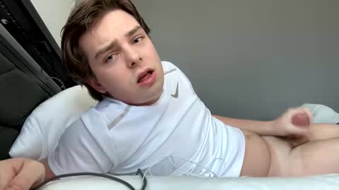 Snapshot of bkennedy829 chatting on February 9, 4:00 pm bkennedy829 online show from February 9, 4:00 pm