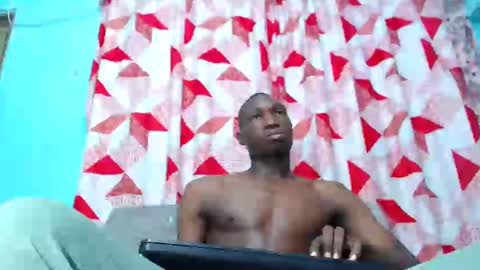 maquina online show from January 3, 5:10 pm