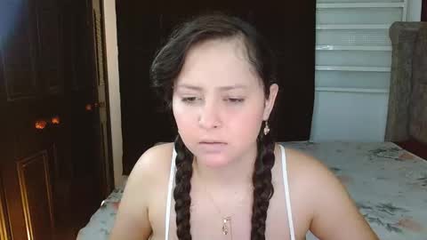 black__and__whiite online show from November 30, 10:14 pm