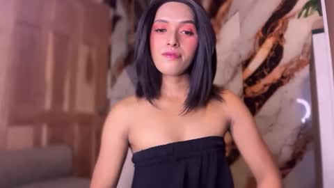 Snapshot of black_bag69 chatting on May 11, 10:43 am black_bag69 online show from May 11, 10:43 am