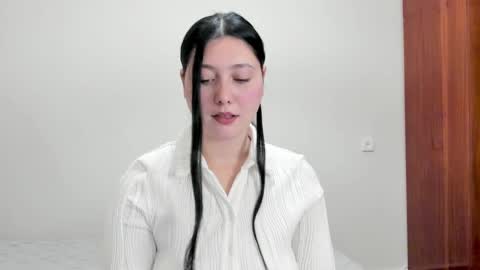 Snapshot of black_berry_bla_ck chatting on February 5, 12:38 pm black_berry_bla_ck online show from February 5, 12:38 pm