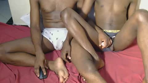 Snapshot of black_chocolate2 chatting on November 23, 2:28 pm meddy n amaddy online show from November 23, 2:28 pm