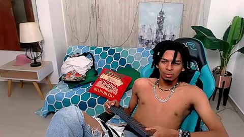 Black online show from December 3, 11:55 am