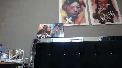 Snapshot of black_eyestattoo chatting on December 10, 12:06 am karenth soto online show from December 10, 12:06 am