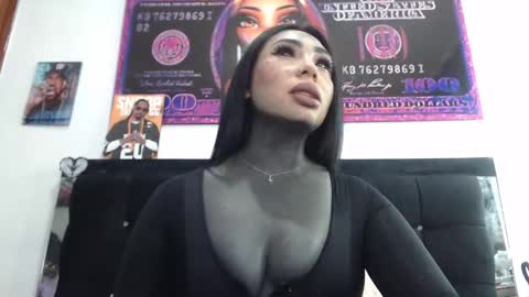 Snapshot of black_eyestattoo chatting on February 10, 10:09 pm karenth soto online show from February 10, 10:09 pm