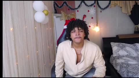 black_king_241 online show from December 21, 3:57 am
