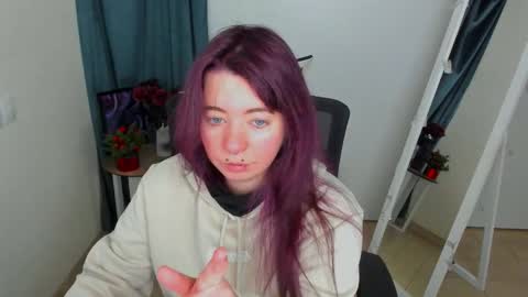  Black Kittie    Wednesday - 1300 - 1900 GMT help me get 100 thumbs up online show from January 7, 1:35 pm