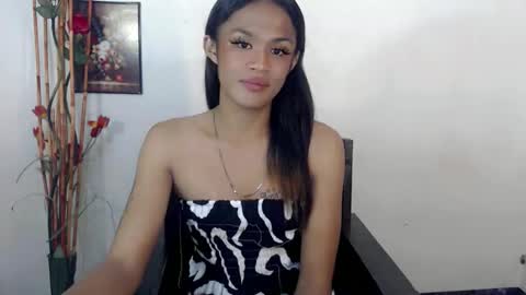 Snapshot of black_nympha chatting on September 18, 6:54 pm Nympha online show from September 18, 6:54 pm