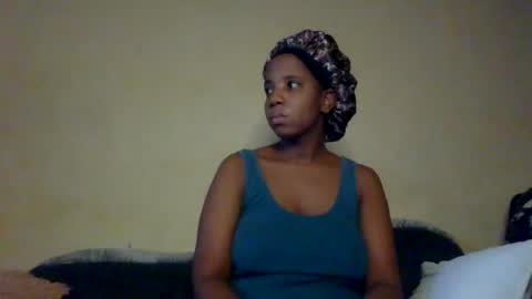 Snapshot of black_queen0111254 chatting on July 19, 1:26 pm Blackqueen online show from July 19, 1:26 pm