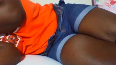 Snapshot of black_queen9 chatting on July 9, 9:02 am noel online show from July 9, 9:02 am