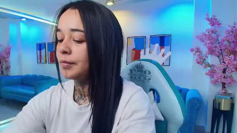 Rousse  online show from March 18, 4:04 am