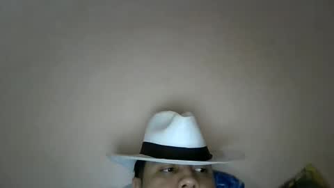 Snapshot of black_suke chatting on May 25, 6:30 am black_suke online show from May 25, 6:30 am