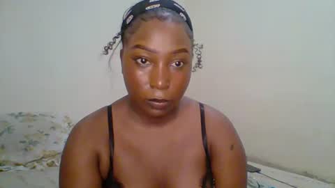 Snapshot of black_umbre chatting on July 10, 7:01 am Dee online show from July 10, 7:01 am