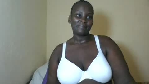 Snapshot of blackbeauty002 chatting on June 15, 9:00 am PACIFICA online show from June 15, 9:00 am