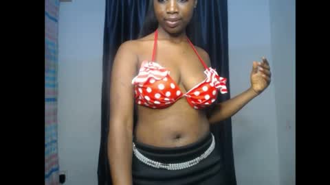 lela online show from April 17, 6:11 pm