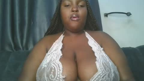 Snapshot of blackbigboobys chatting on August 1, 11:31 am candy online show from August 1, 11:31 am