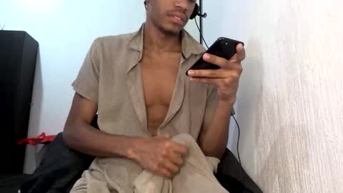 BlackBullTitus online show from March 12, 4:40 am