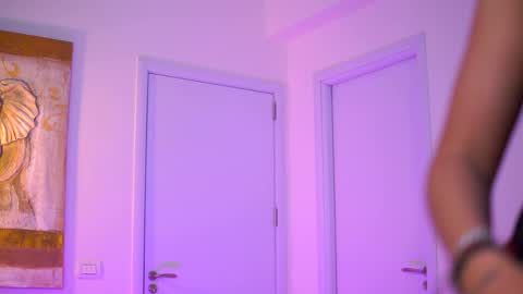 Clover online show from April 15, 6:48 pm