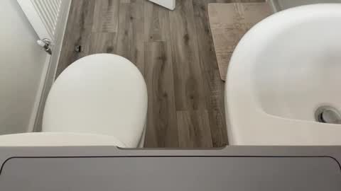 Blackgeminidude online show from April 11, 2:43 pm