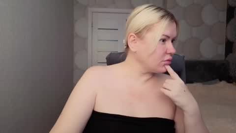 blackeyes11 online show from January 18, 6:39 am