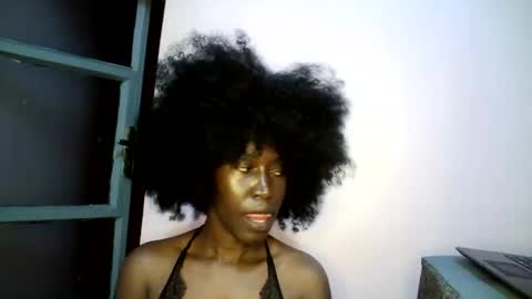 blackfairy01 online show from April 8, 11:37 pm